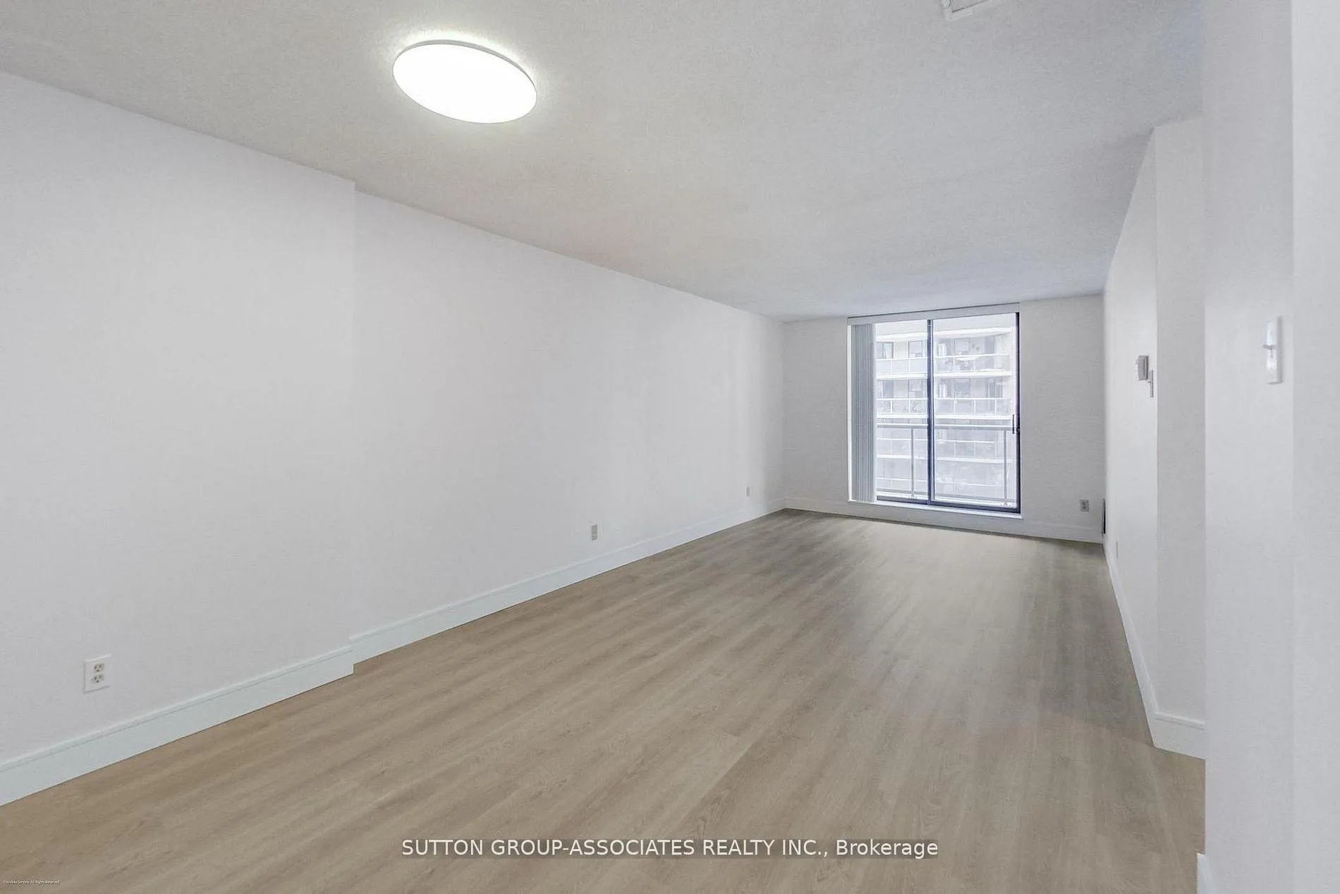 Photo 8 of Unit 804, 250 Jarvis Street, Toronto, Church-Yonge Corridor — HOMEH