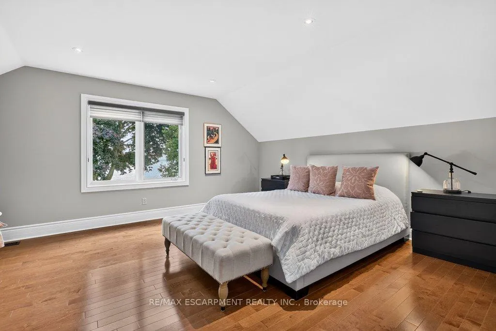 Photo 24 of 3312 Lakeland Crescent, Burlington, Roseland — HOMEH