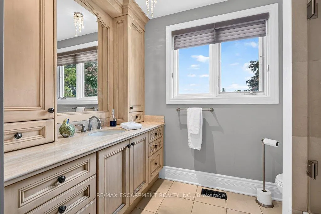 Photo 28 of 3312 Lakeland Crescent, Burlington, Roseland — HOMEH