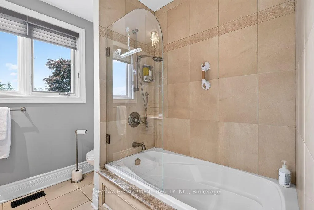 Photo 29 of 3312 Lakeland Crescent, Burlington, Roseland — HOMEH