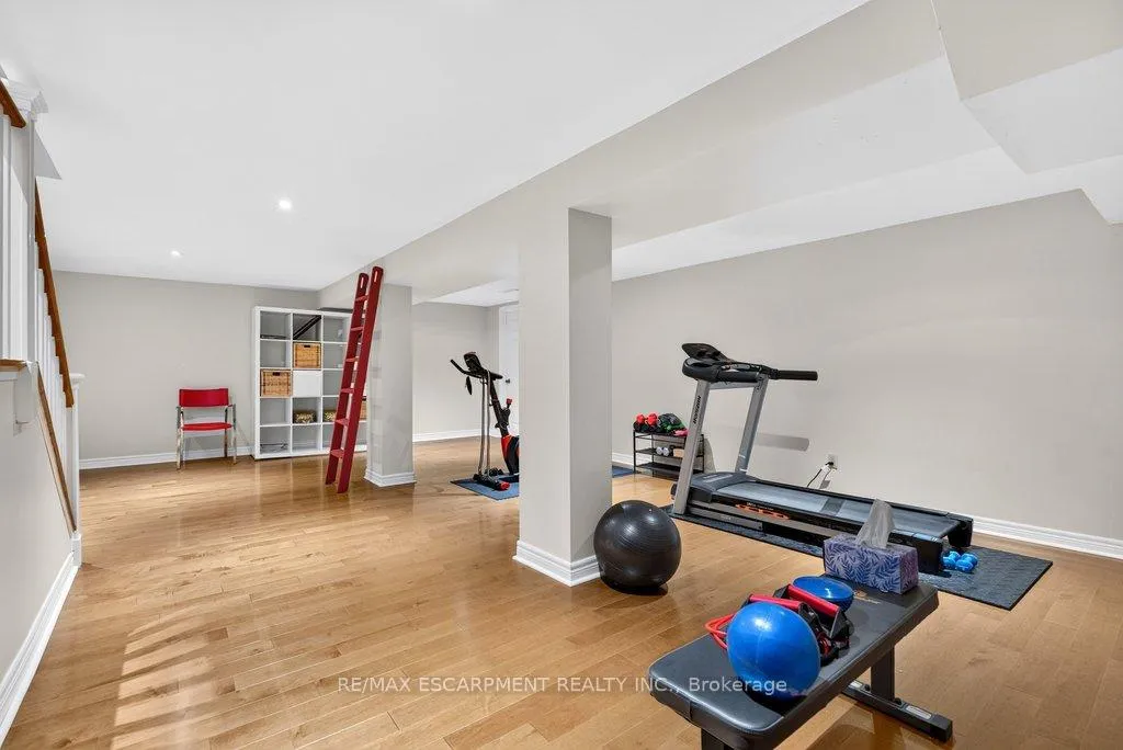 Photo 32 of 3312 Lakeland Crescent, Burlington, Roseland — HOMEH