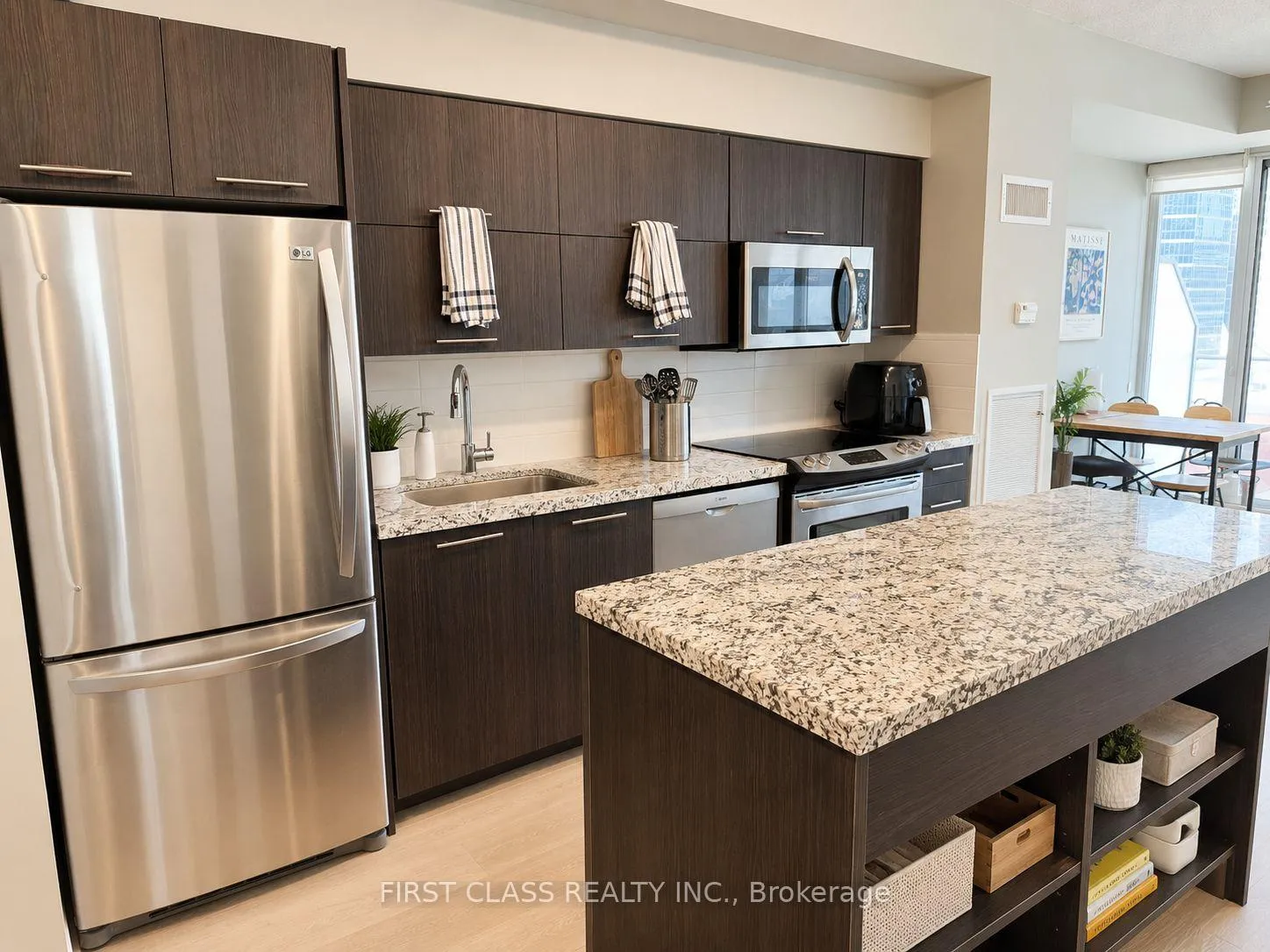 Photo 1 of Unit 903, 126 Simcoe Street, Toronto, Waterfront Communities — HOMEH