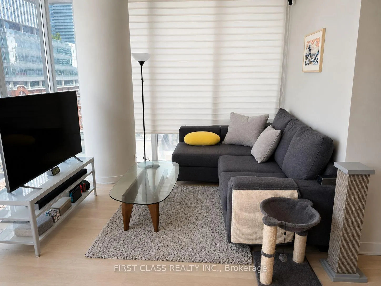 Photo 7 of Unit 903, 126 Simcoe Street, Toronto, Waterfront Communities — HOMEH