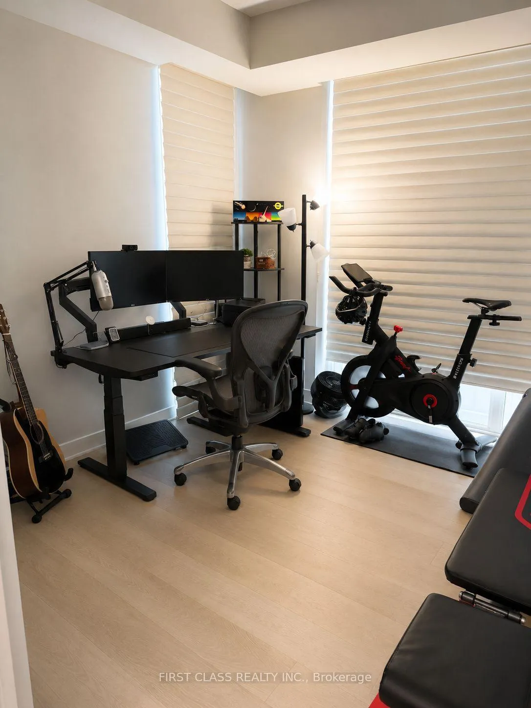 Photo 12 of Unit 903, 126 Simcoe Street, Toronto, Waterfront Communities — HOMEH