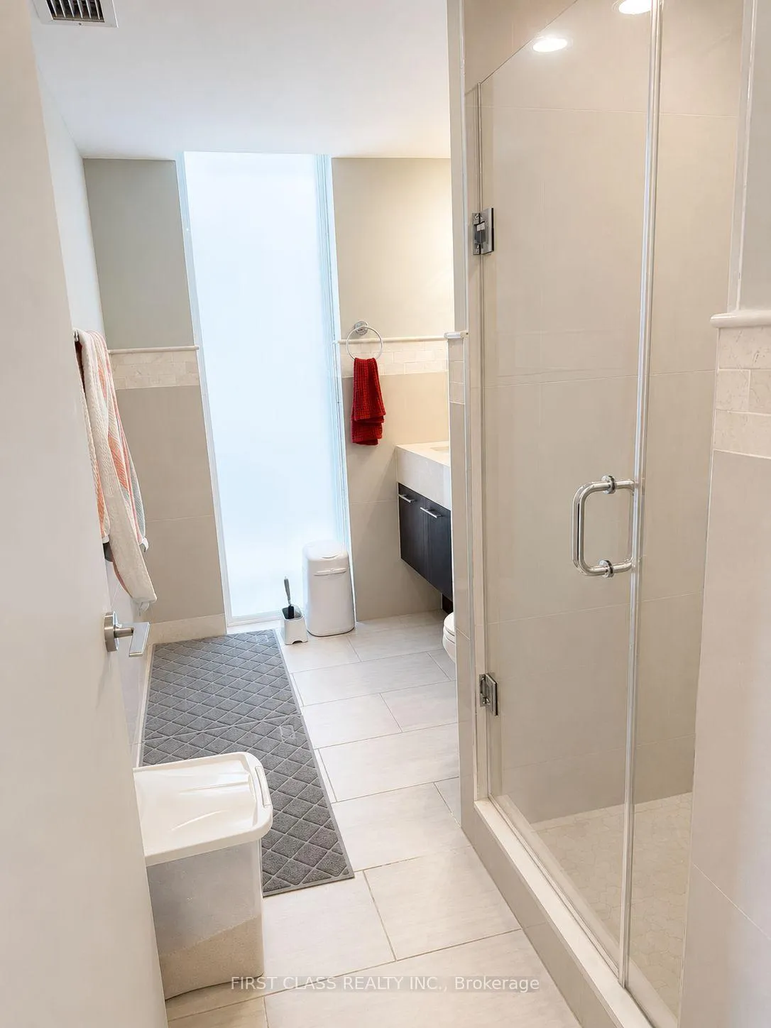 Photo 14 of Unit 903, 126 Simcoe Street, Toronto, Waterfront Communities — HOMEH