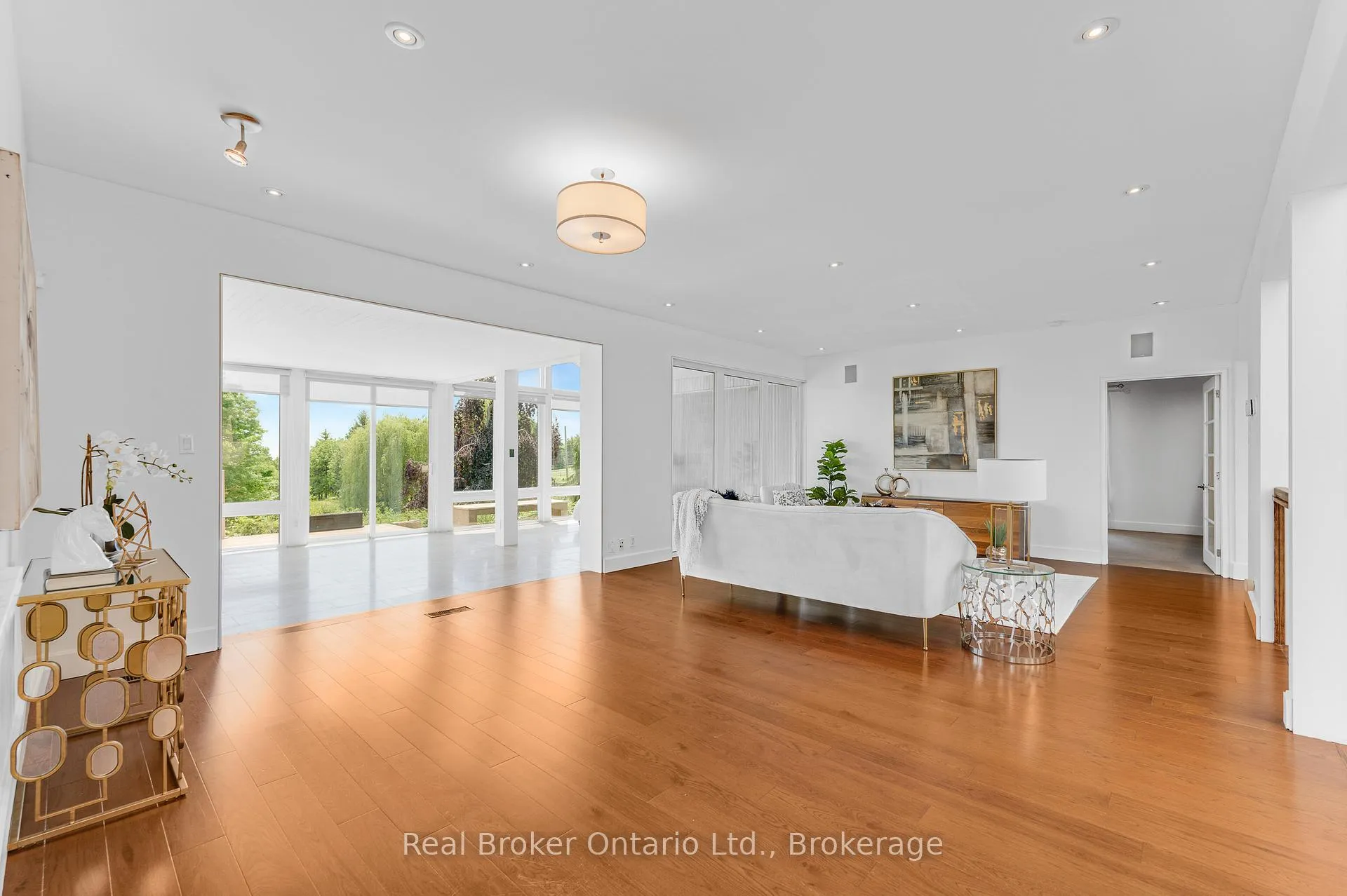 Photo 7 of 7295 Bell School Line, Milton, Rural Milton West — HOMEH