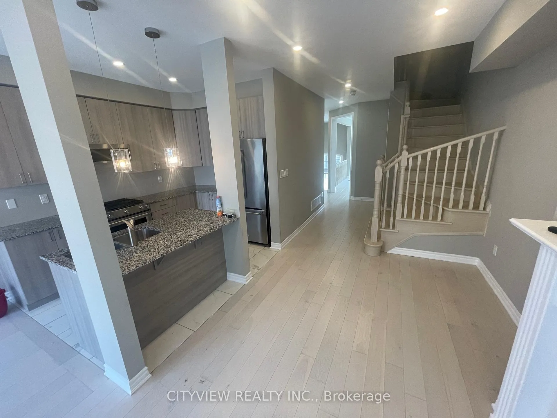 Photo 8 of 90 Sandwell Street, Vaughan, Vellore Village — HOMEH
