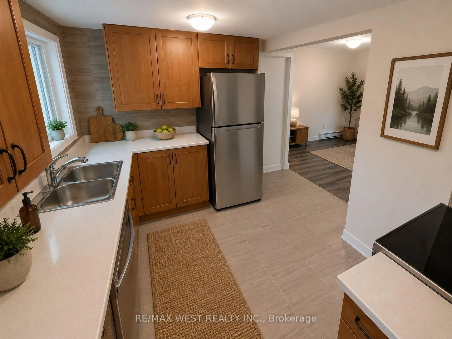 Photo 8 of 91 30th Street N, Wasaga Beach — HOMEH
