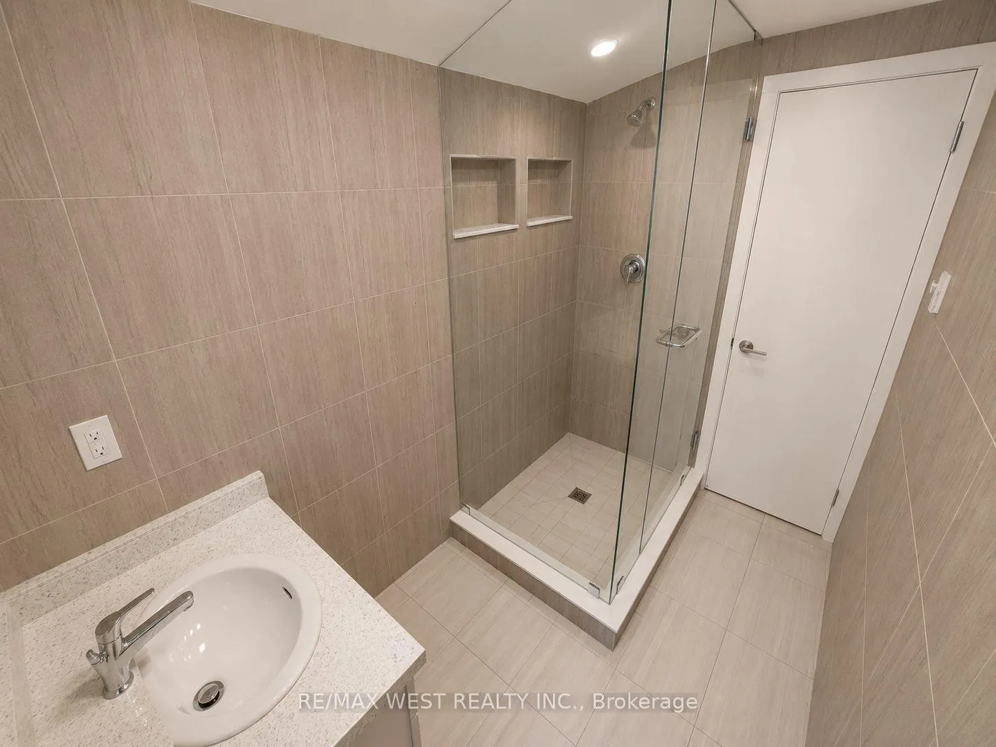 Photo 18 of 91 30th Street N, Wasaga Beach — HOMEH