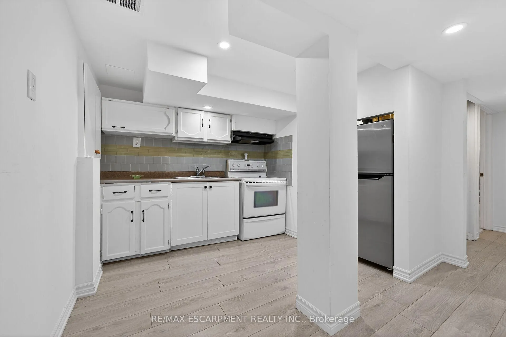 Photo 26 of Unit 47, 1675 Upper Gage Avenue, Hamilton, Broughton — HOMEH