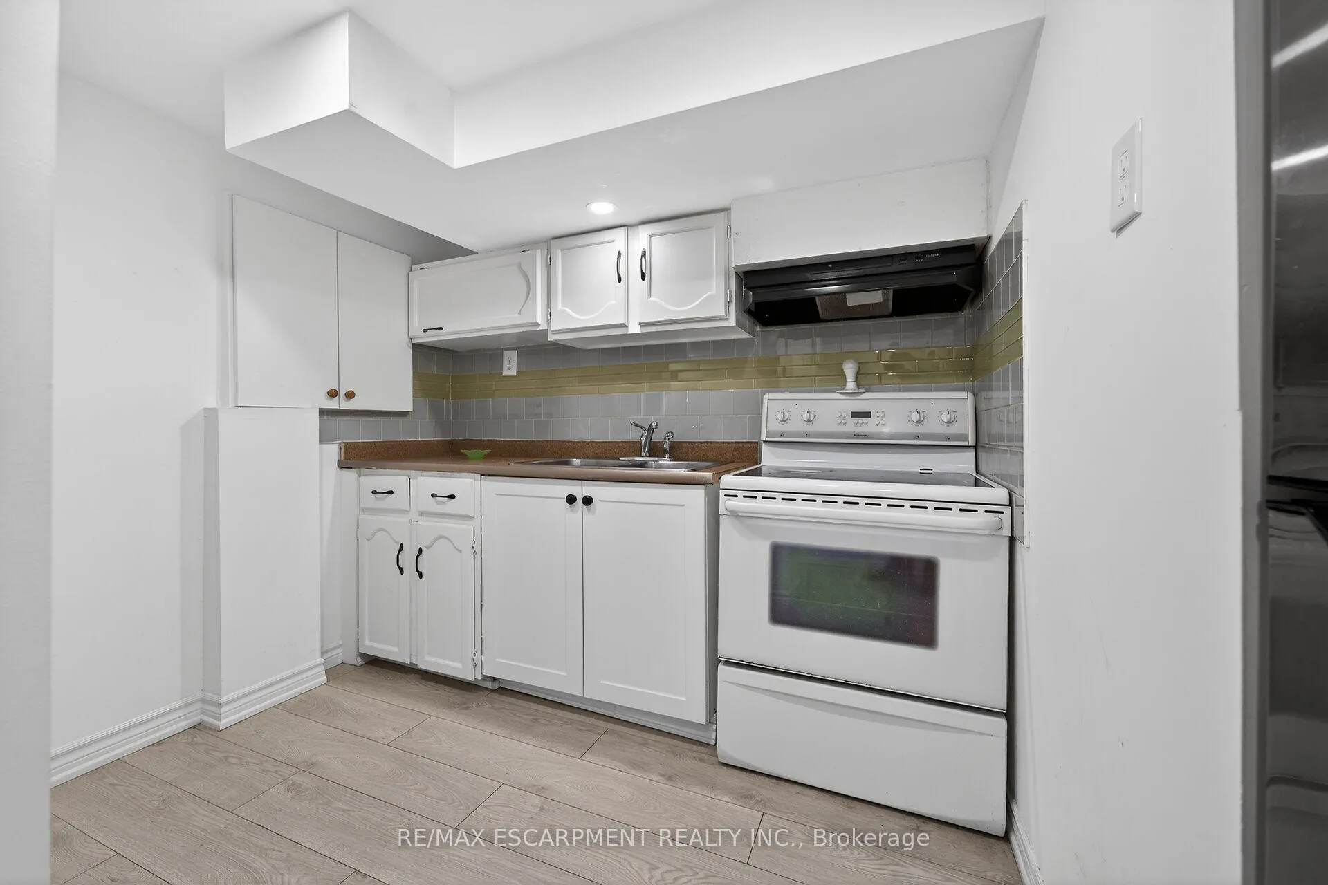 Photo 27 of Unit 47, 1675 Upper Gage Avenue, Hamilton, Broughton — HOMEH