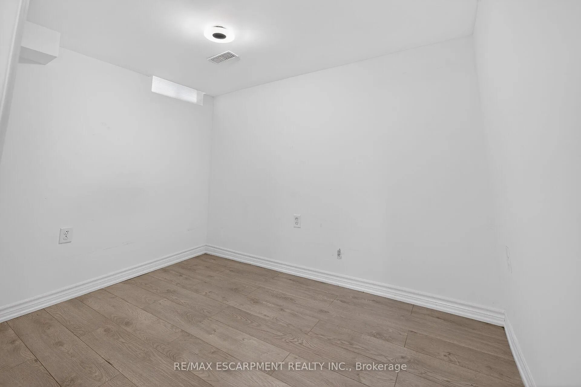 Photo 33 of Unit 47, 1675 Upper Gage Avenue, Hamilton, Broughton — HOMEH