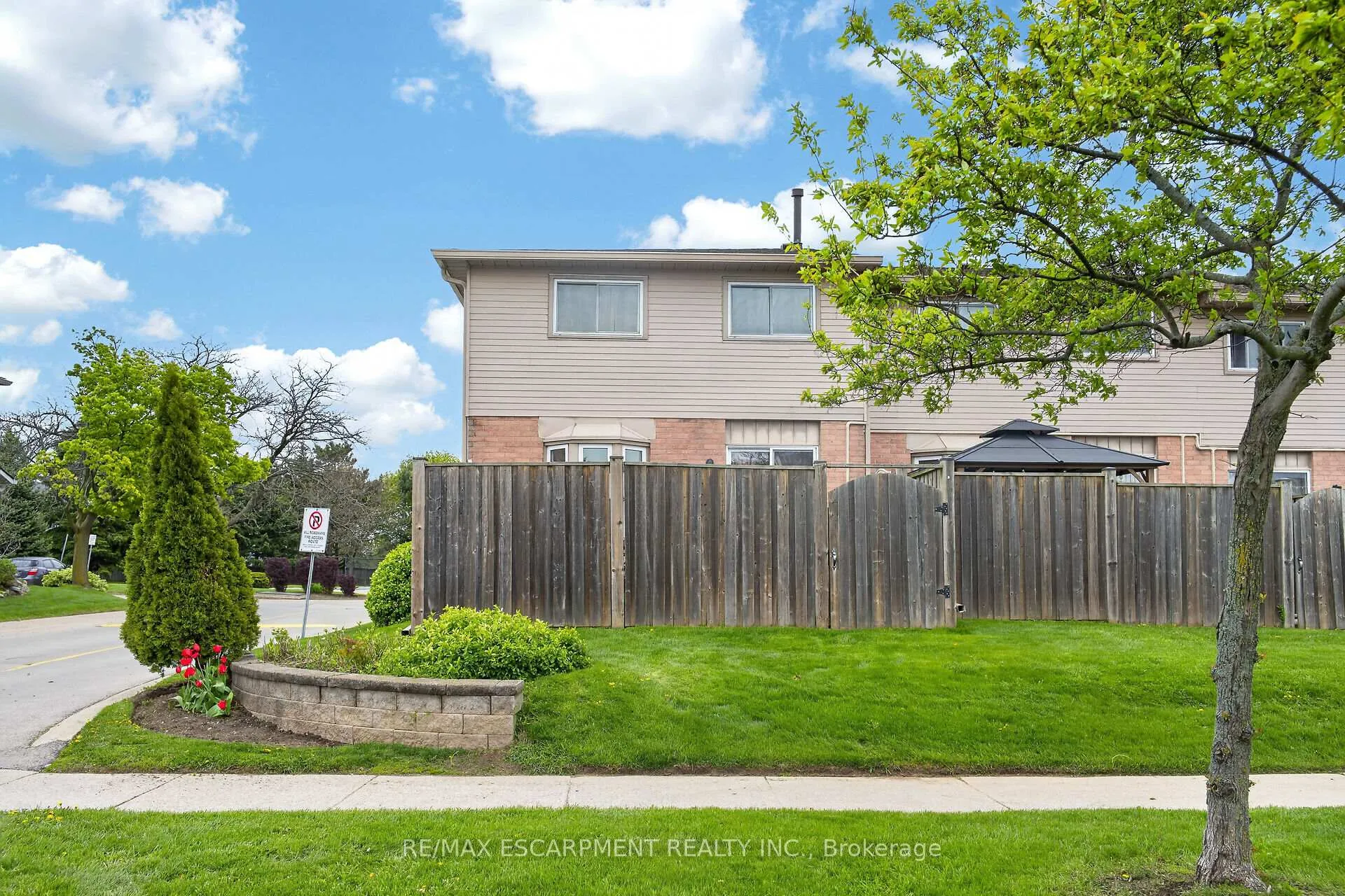 Photo 37 of Unit 47, 1675 Upper Gage Avenue, Hamilton, Broughton — HOMEH