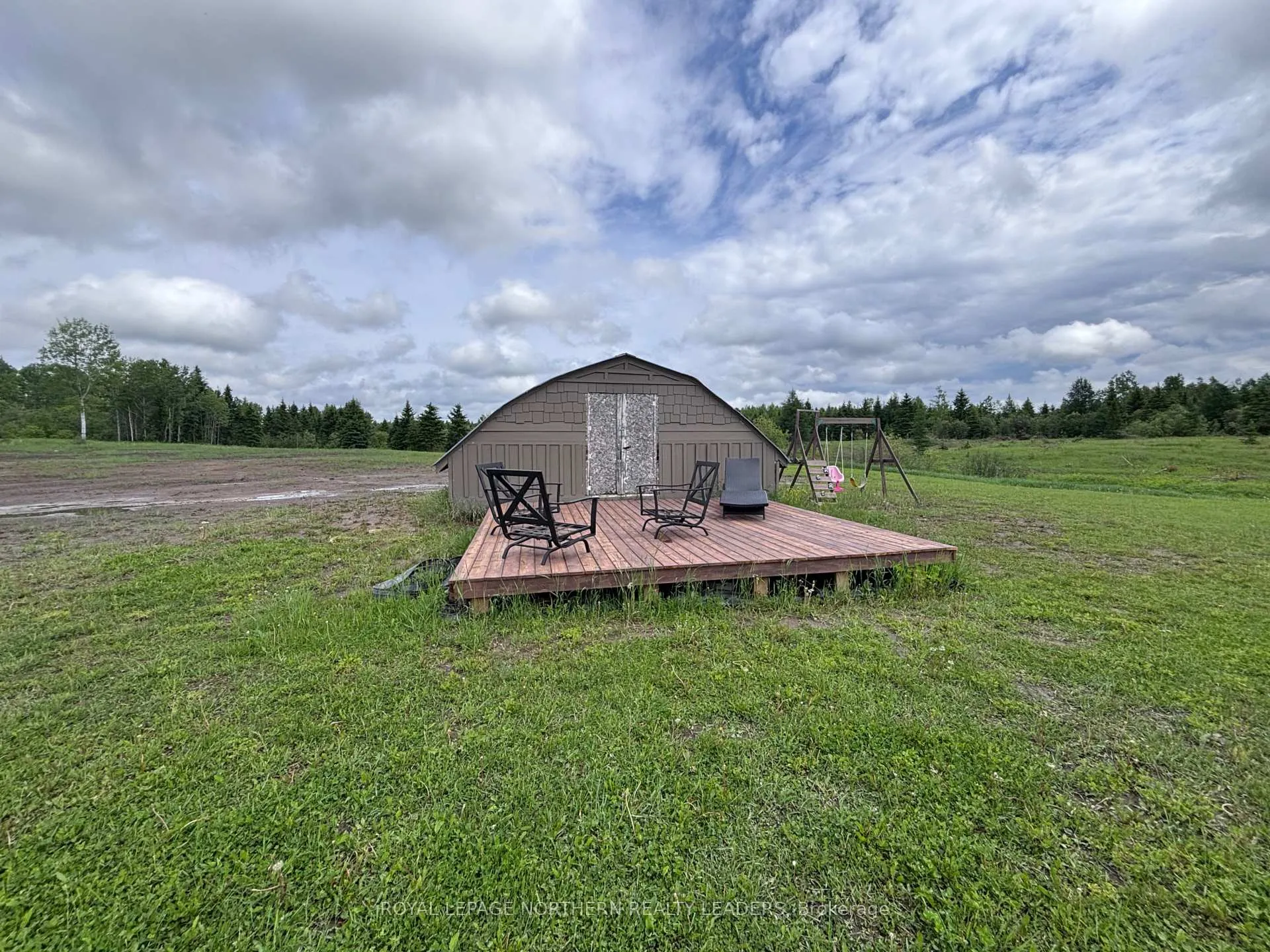 Photo 8 of 1267 Concession 4, Cochrane — HOMEH