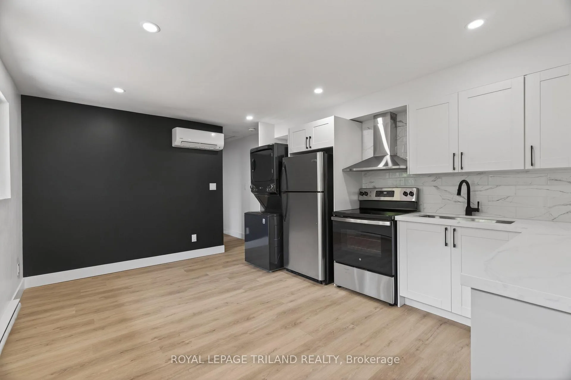 Photo 1 of Unit 3, 1015 Eagle Drive, London, South J — HOMEH