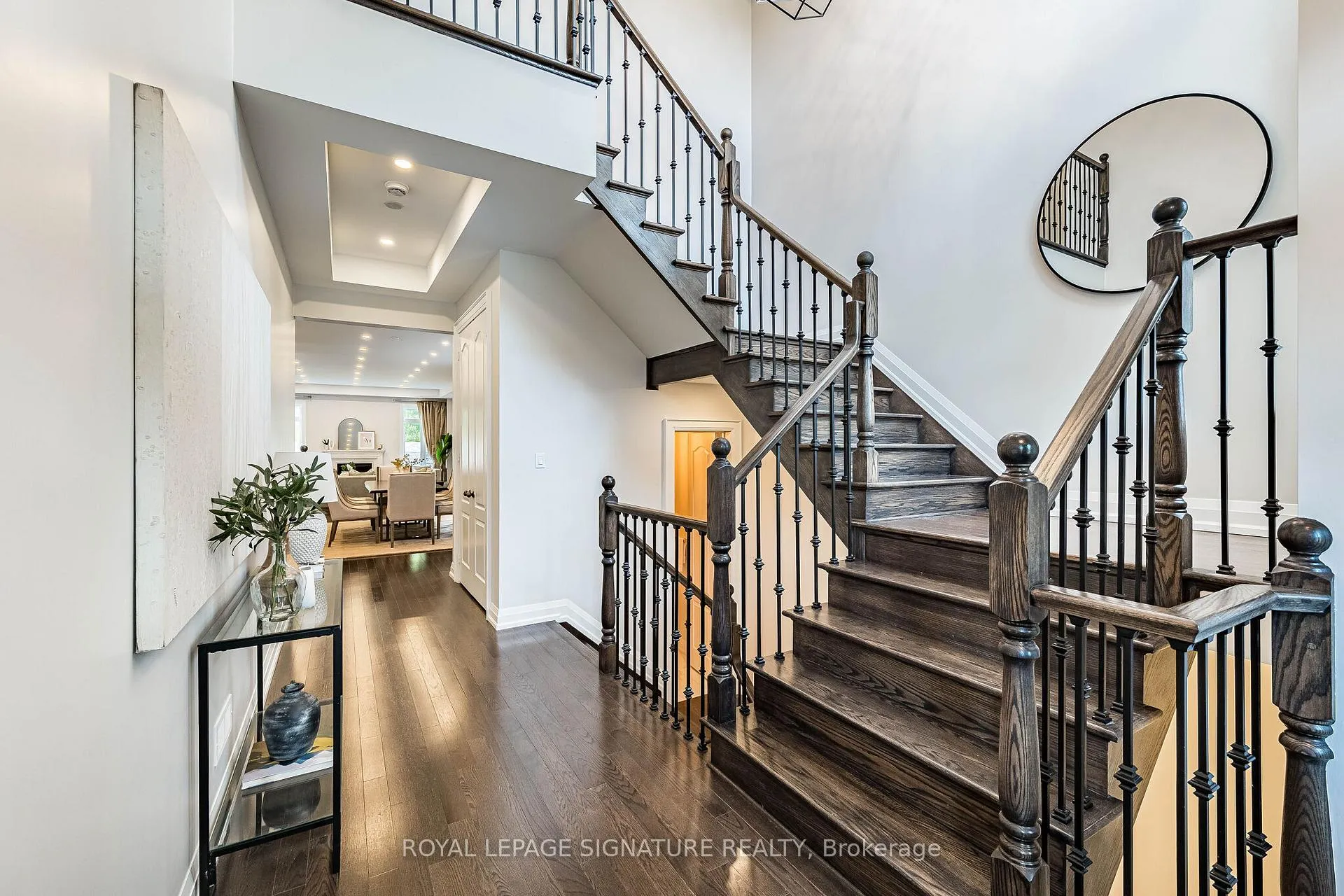 Photo 4 of 24 Foxtail Court, Halton Hills, Georgetown — HOMEH