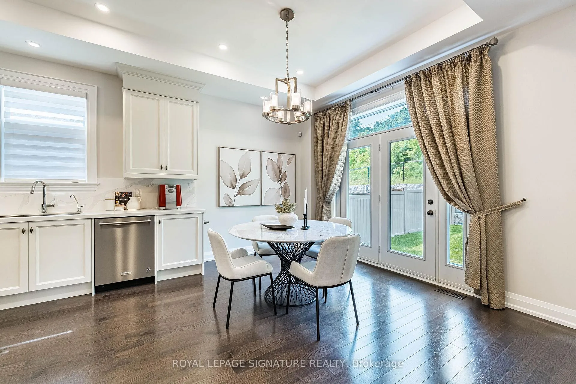 Photo 13 of 24 Foxtail Court, Halton Hills, Georgetown — HOMEH