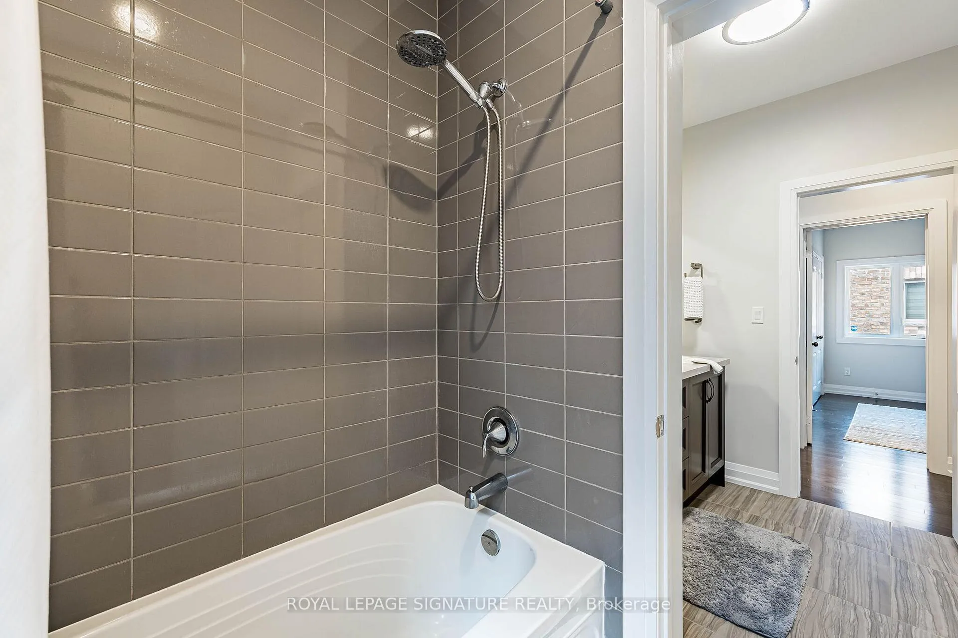 Photo 35 of 24 Foxtail Court, Halton Hills, Georgetown — HOMEH