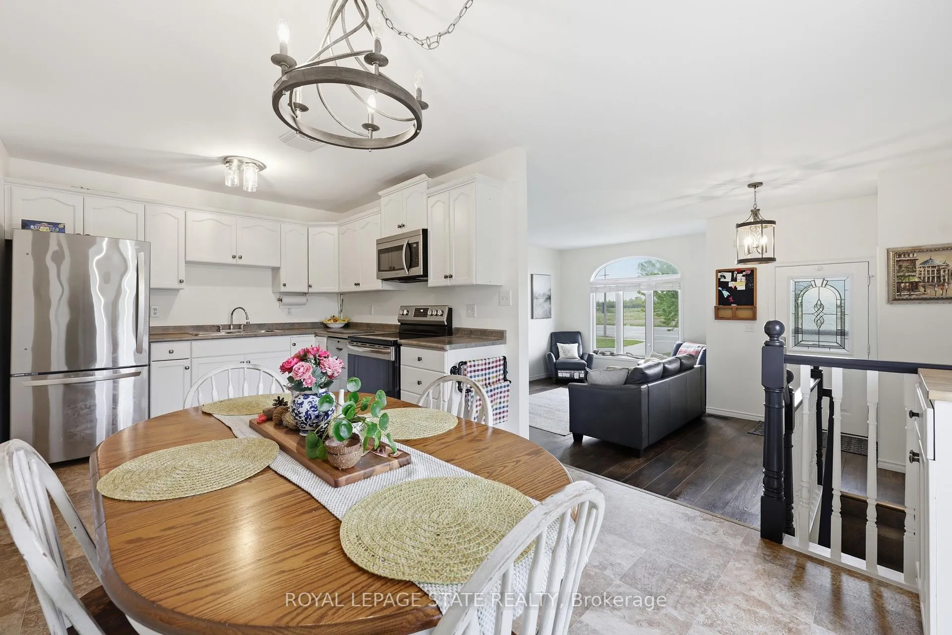 Photo 10 of 172 B King Street E, Haldimand — HOMEH