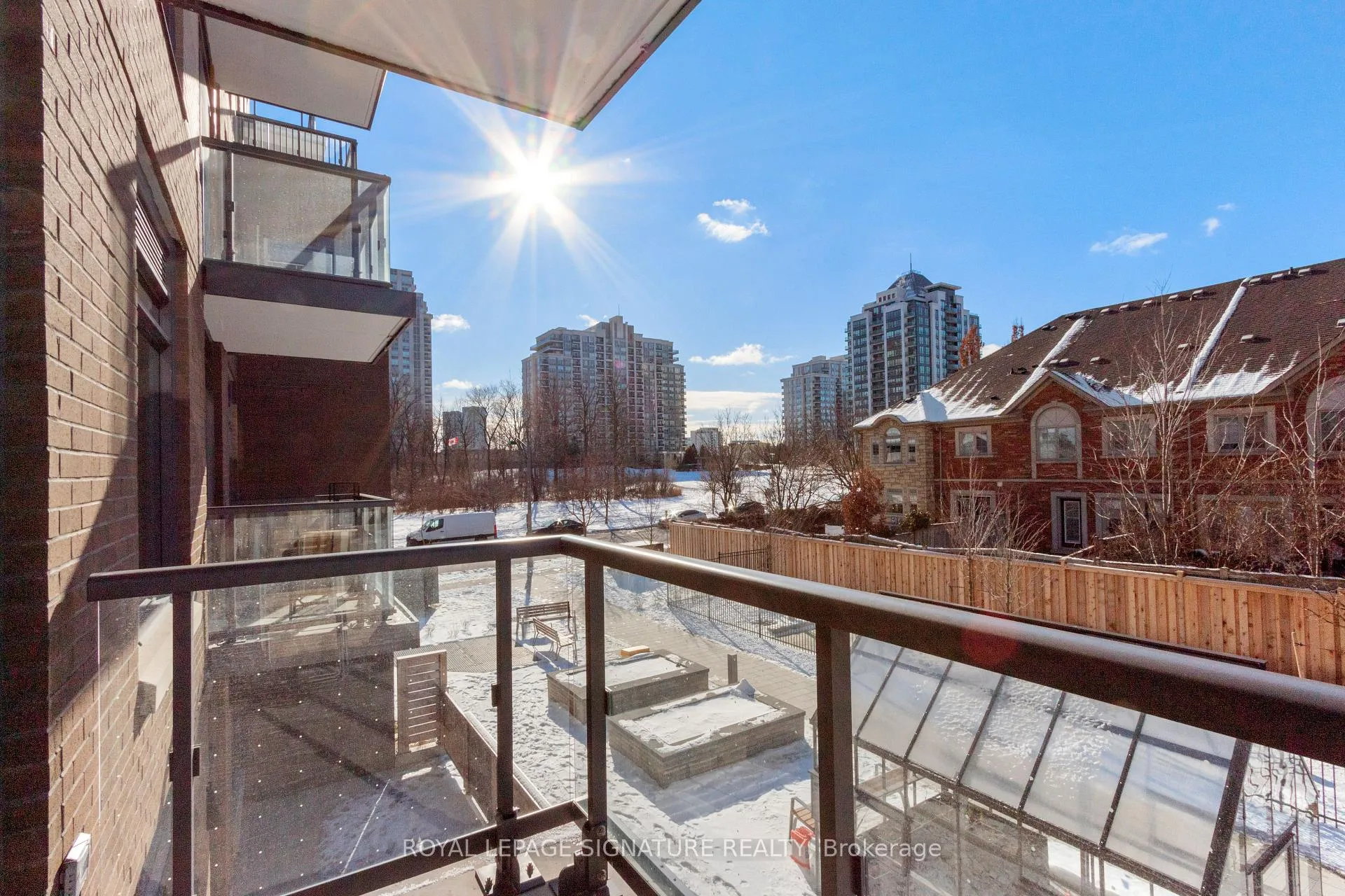 Photo 13 of Unit 228, 8 Beverley Glen Boulevard, Vaughan, Beverley Glen — HOMEH