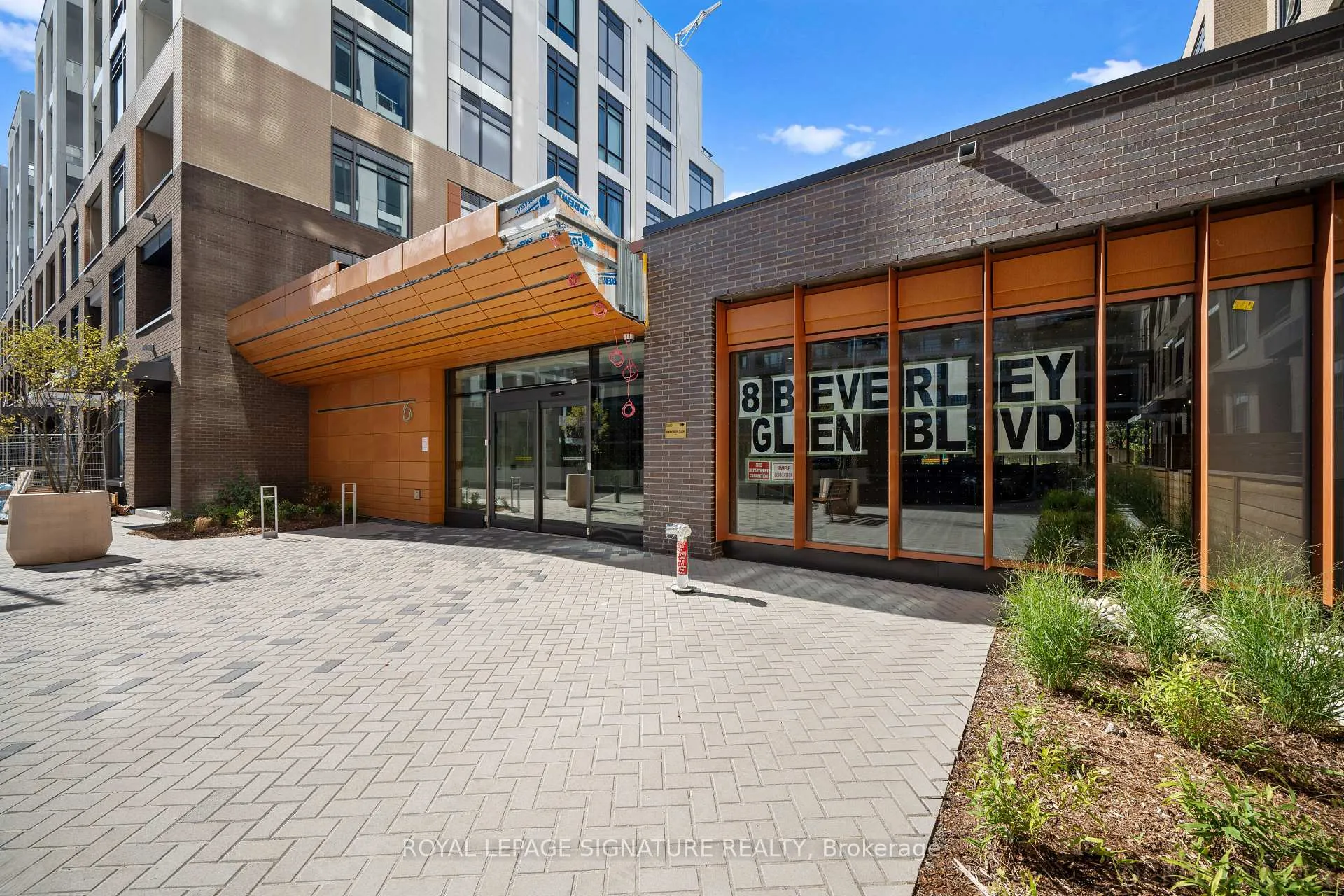 Photo 17 of Unit 228, 8 Beverley Glen Boulevard, Vaughan, Beverley Glen — HOMEH