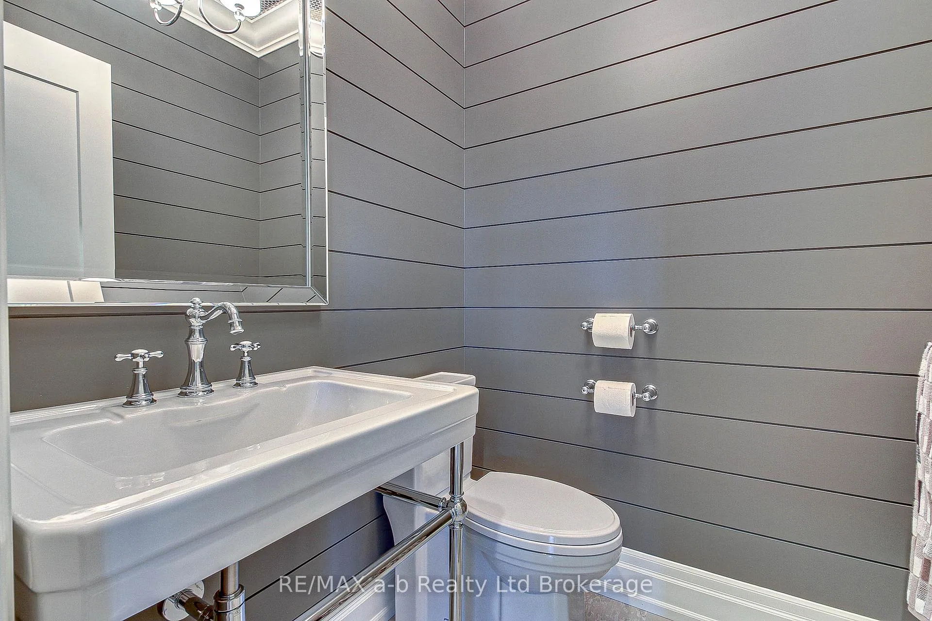 Photo 27 of 27 Otterview Drive, Norwich, Otterville — HOMEH