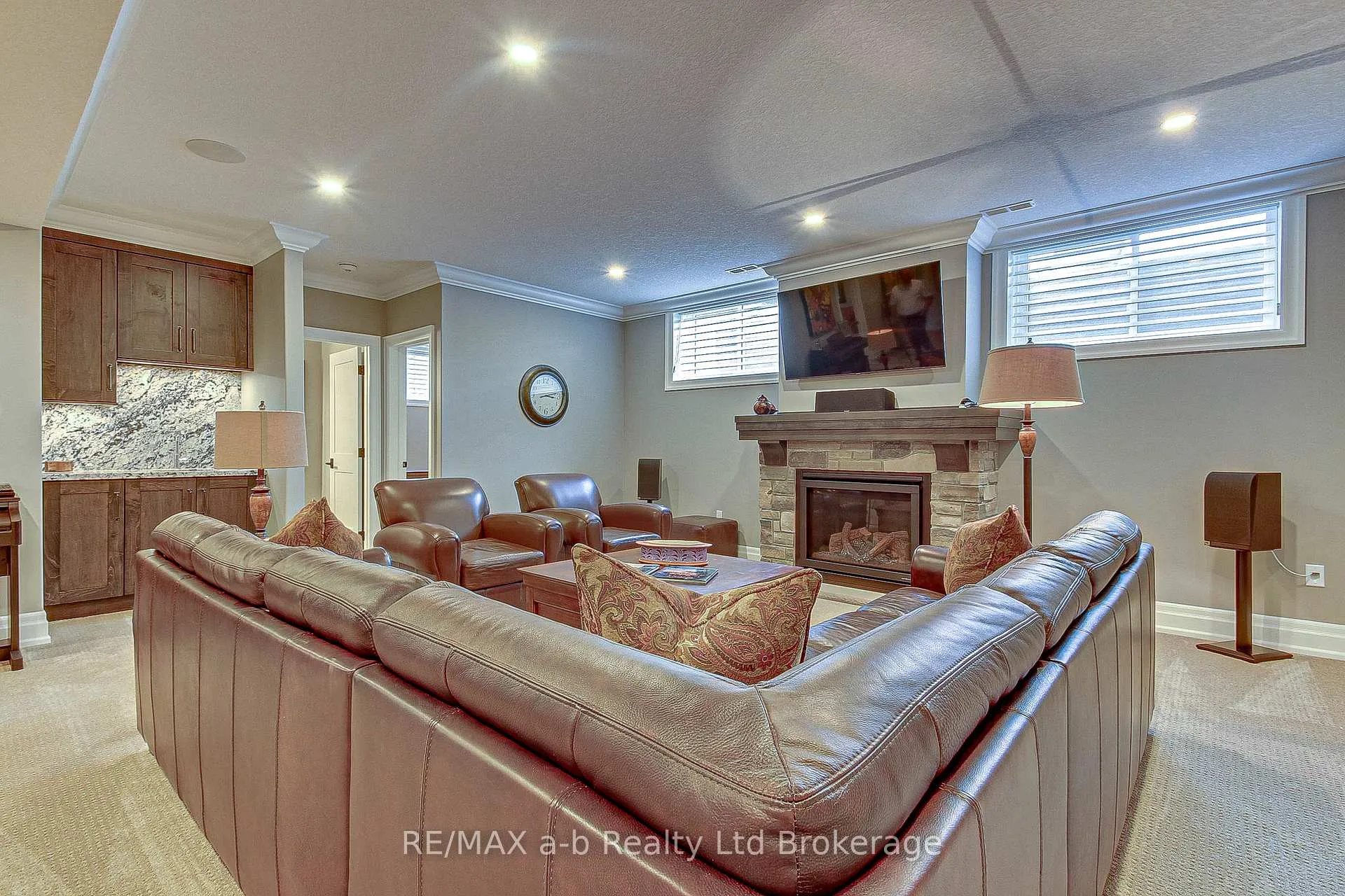 Photo 30 of 27 Otterview Drive, Norwich, Otterville — HOMEH