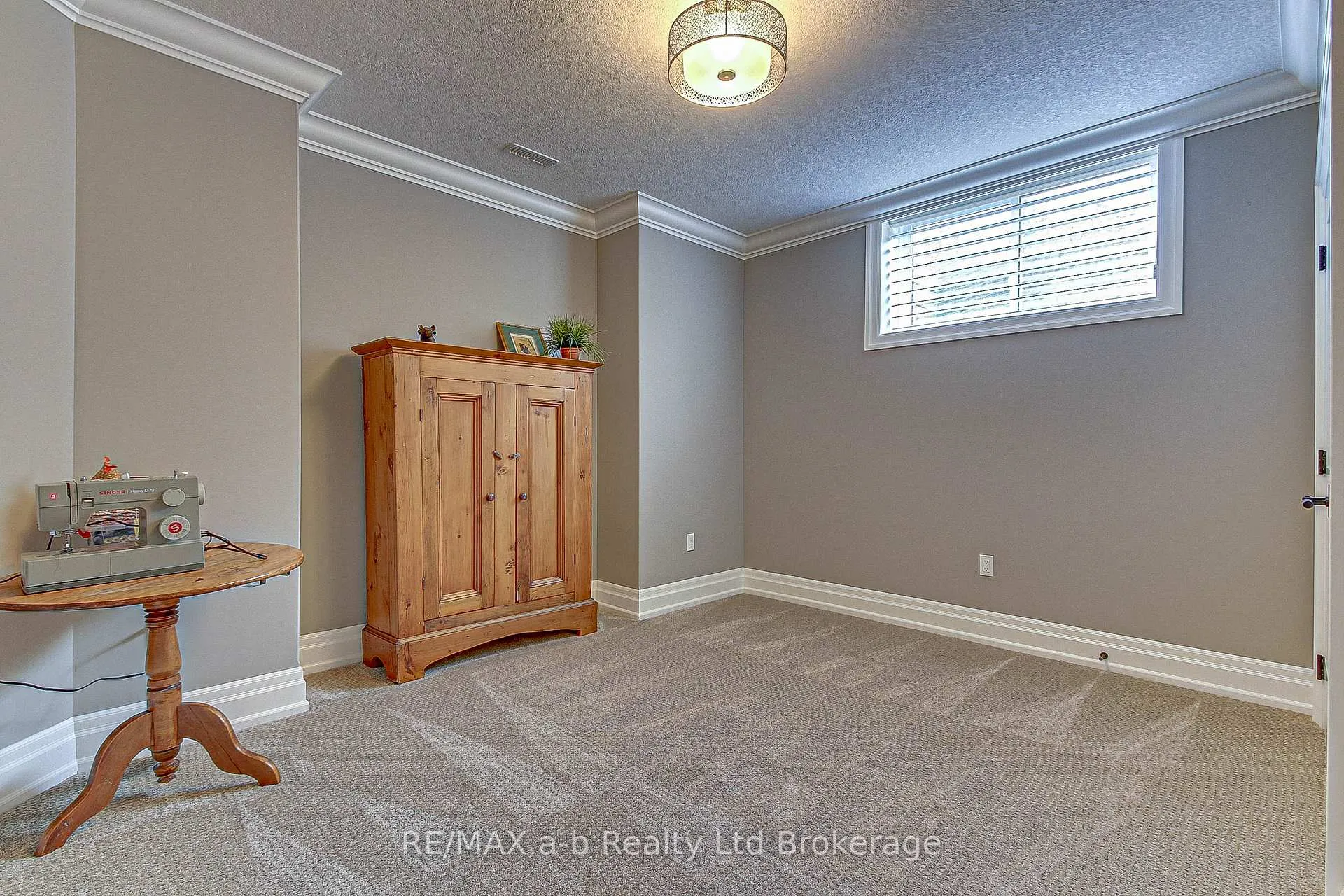 Photo 35 of 27 Otterview Drive, Norwich, Otterville — HOMEH