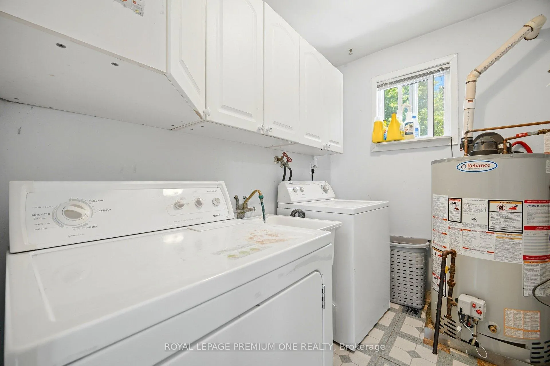Photo 33 of 710 Rose Lane, Innisfil, Alcona — HOMEH