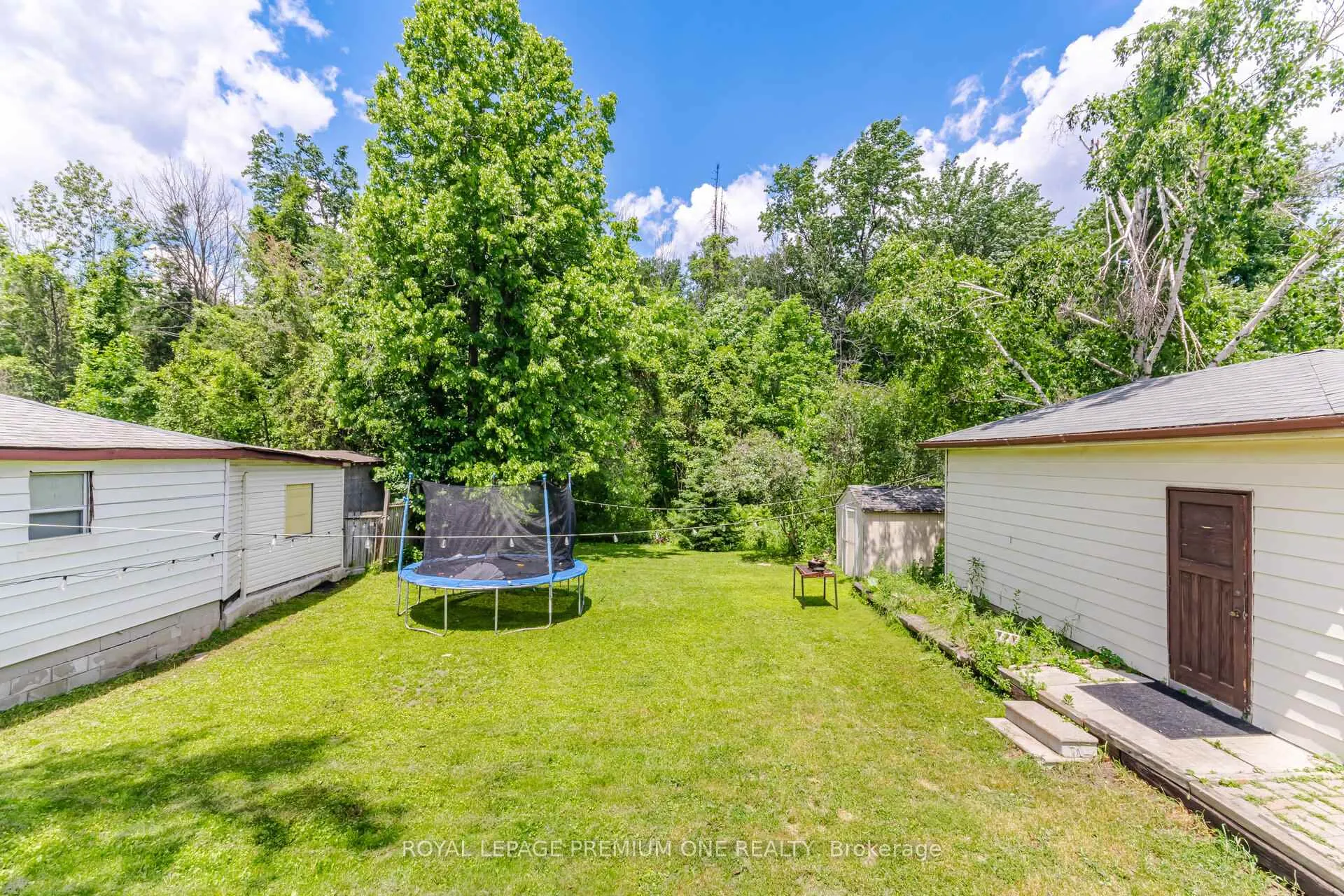 Photo 38 of 710 Rose Lane, Innisfil, Alcona — HOMEH