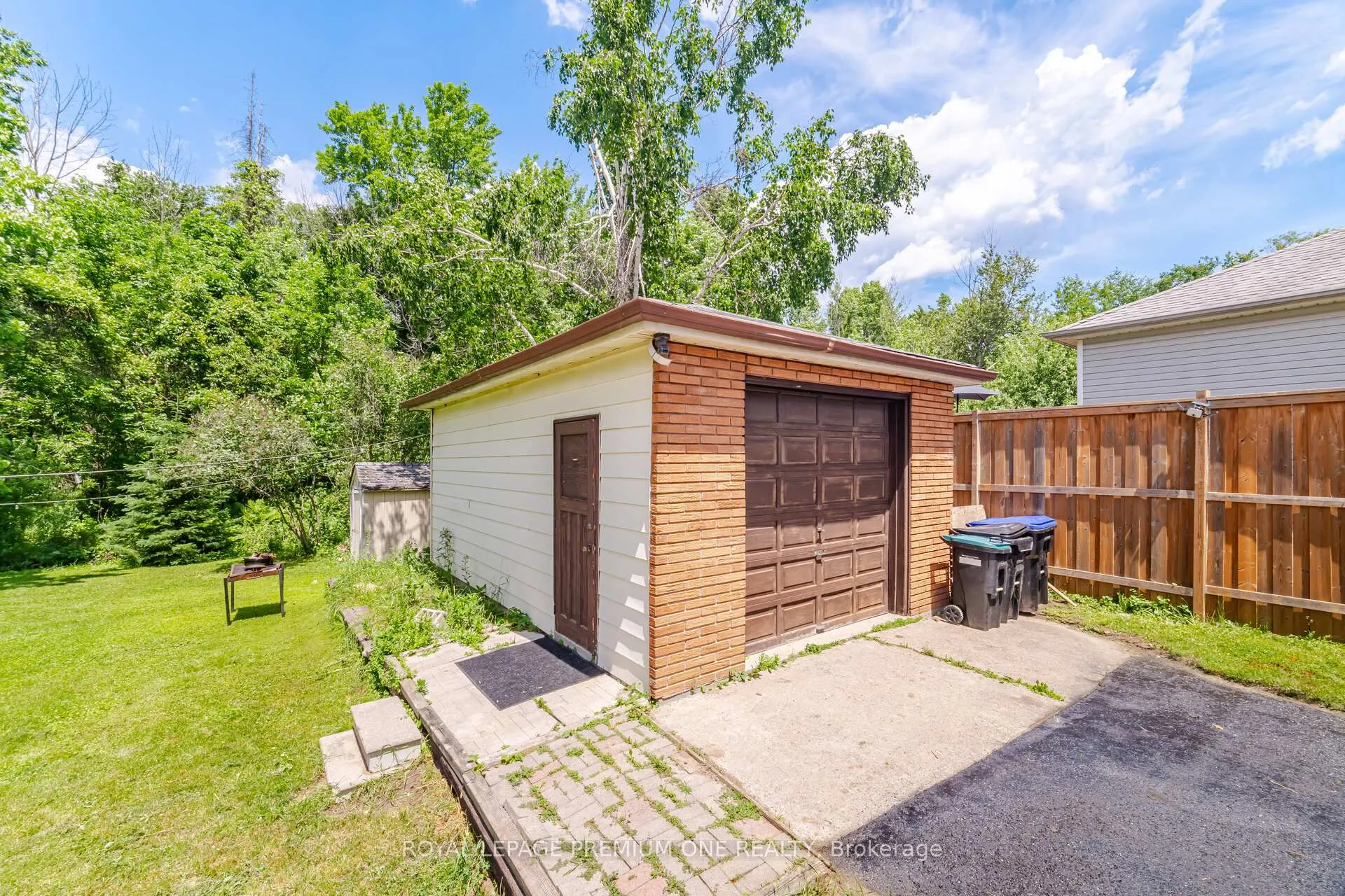 Photo 42 of 710 Rose Lane, Innisfil, Alcona — HOMEH
