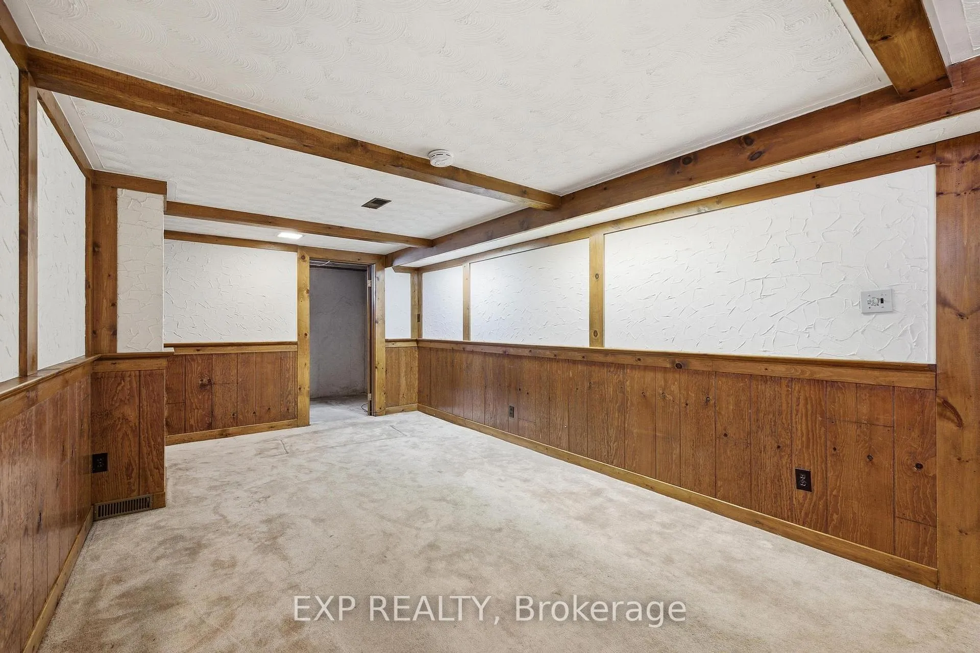 Photo 21 of 223 River Road E, Kitchener — HOMEH
