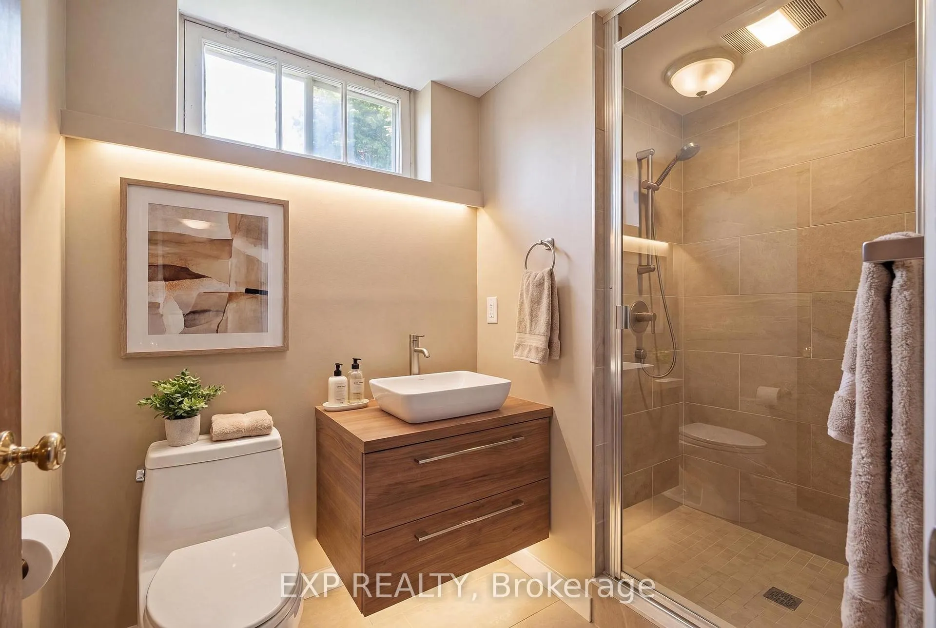 Photo 23 of 223 River Road E, Kitchener — HOMEH