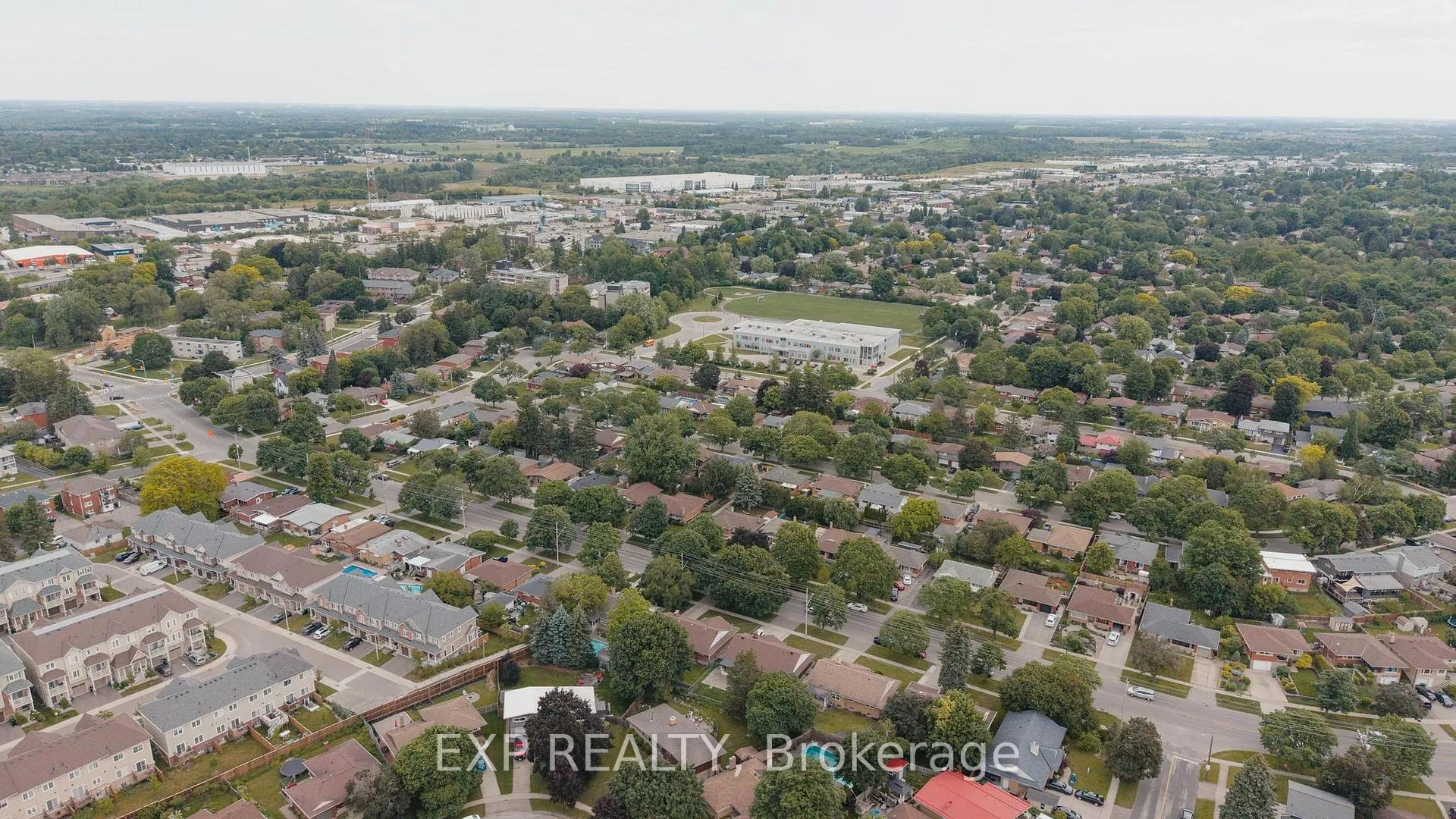 Photo 39 of 223 River Road E, Kitchener — HOMEH