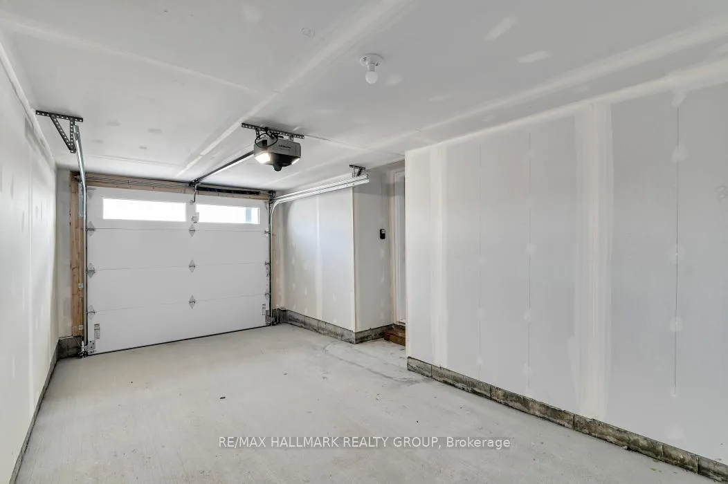 Photo 7 of 290 Bankside Way, Ottawa, Barrhaven - Half Moon Bay — HOMEH