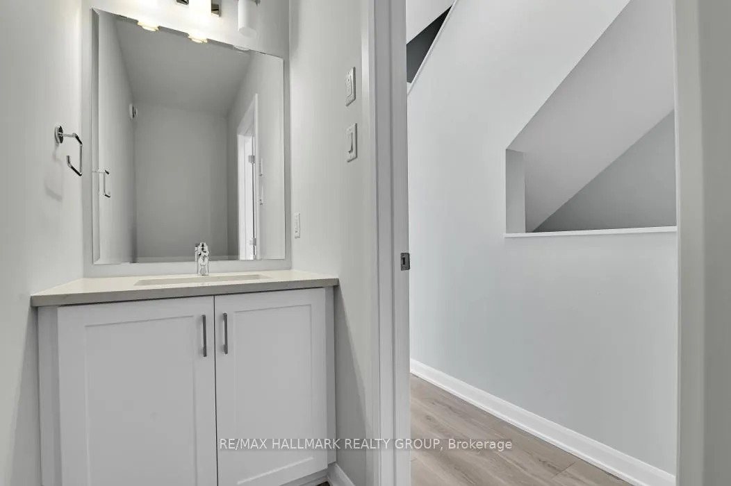 Photo 11 of 290 Bankside Way, Ottawa, Barrhaven - Half Moon Bay — HOMEH