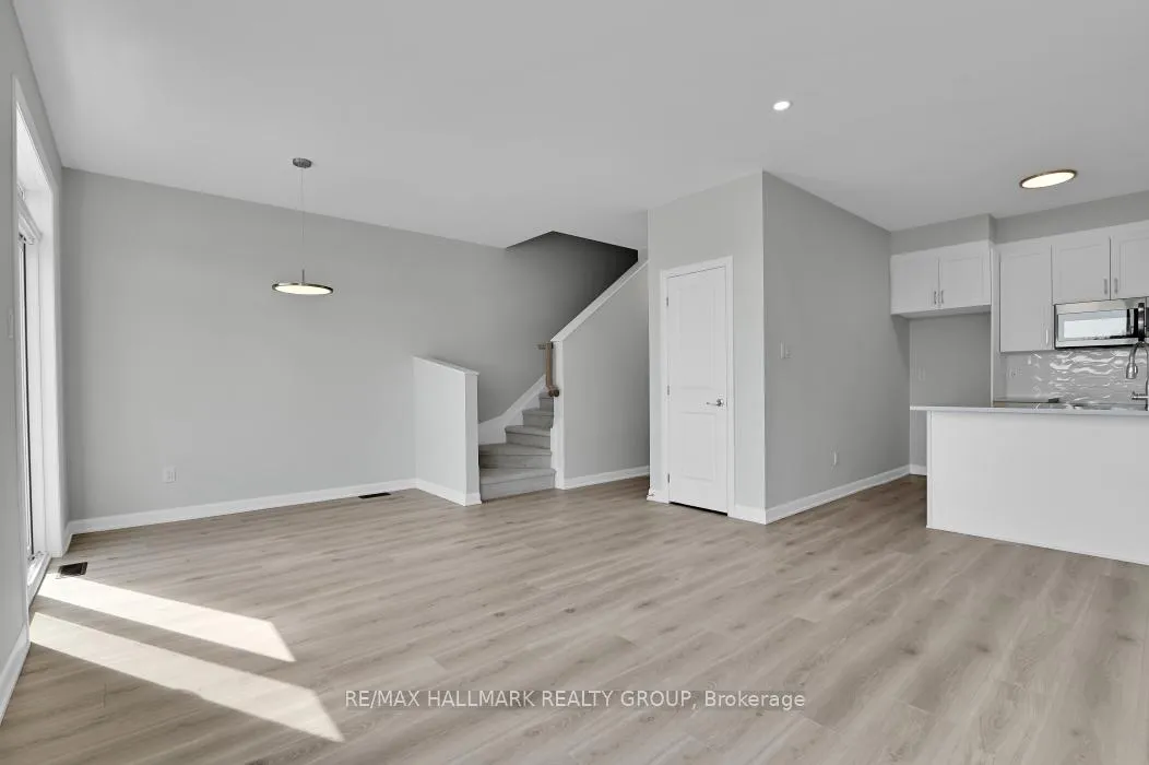 Photo 14 of 290 Bankside Way, Ottawa, Barrhaven - Half Moon Bay — HOMEH