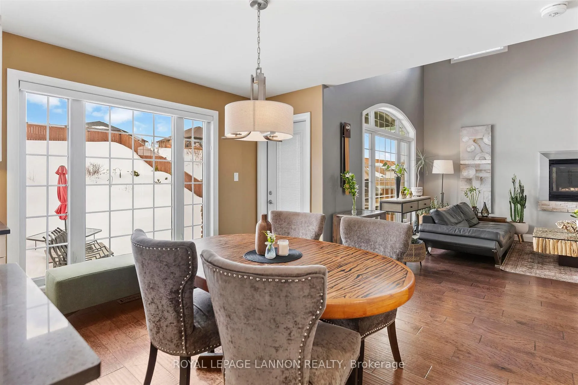 Photo 6 of 319 Ruby Crescent, Thunder Bay, Dawson Heights — HOMEH