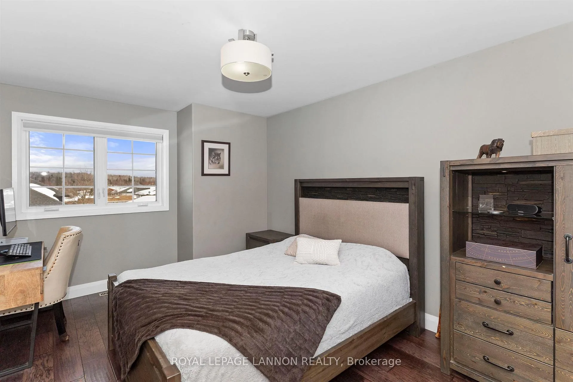 Photo 10 of 319 Ruby Crescent, Thunder Bay, Dawson Heights — HOMEH