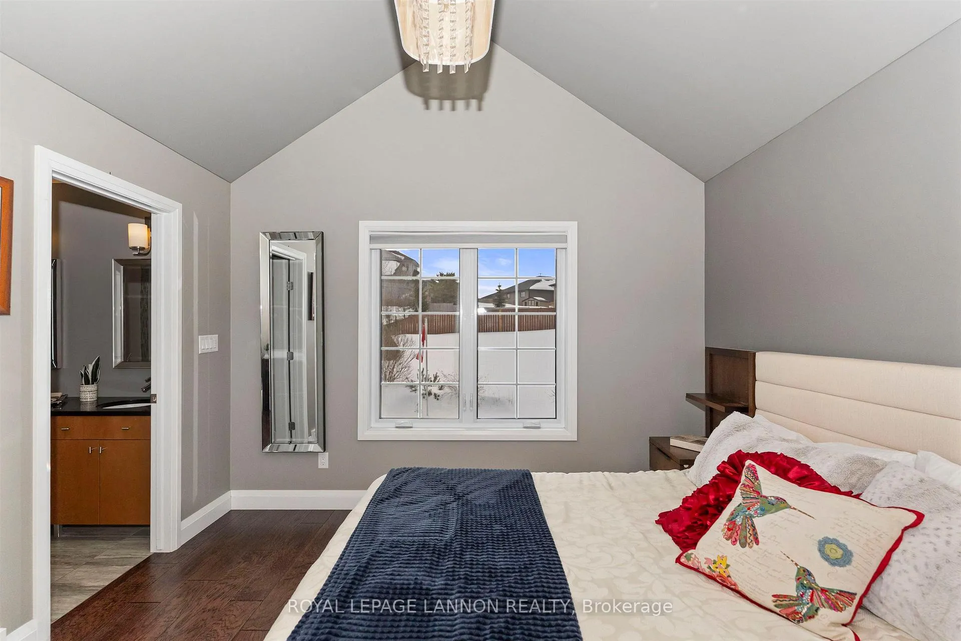 Photo 14 of 319 Ruby Crescent, Thunder Bay, Dawson Heights — HOMEH