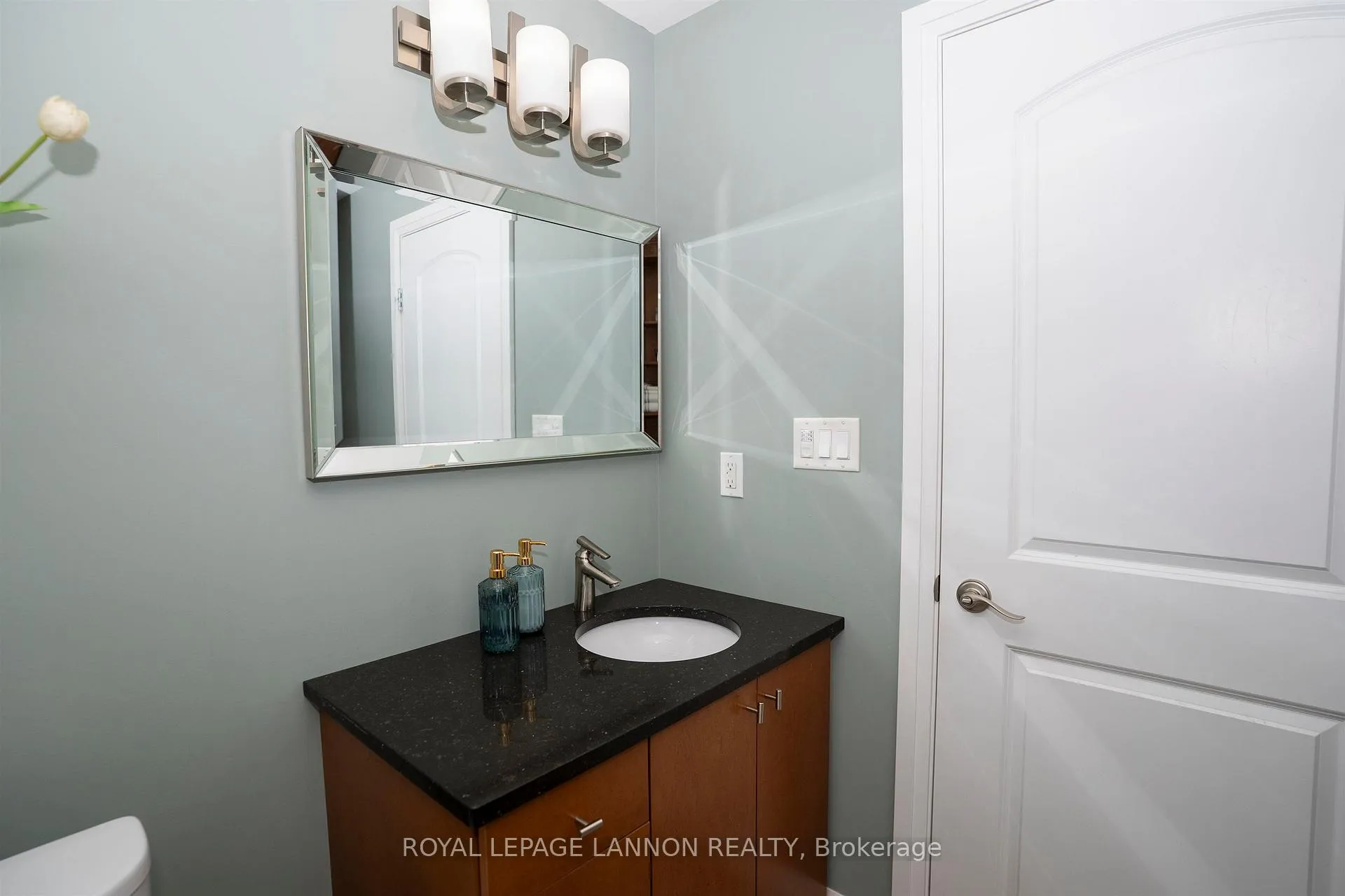 Photo 21 of 319 Ruby Crescent, Thunder Bay, Dawson Heights — HOMEH