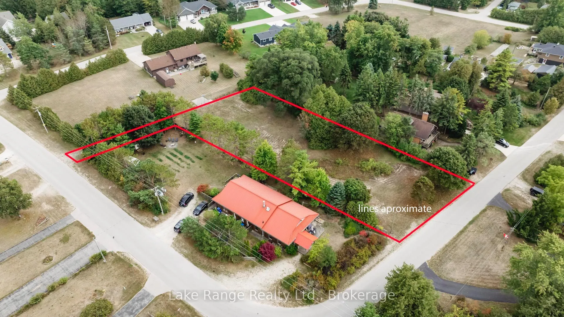 Photo 12 of 137 Bell Drive, Huron-Kinloss — HOMEH
