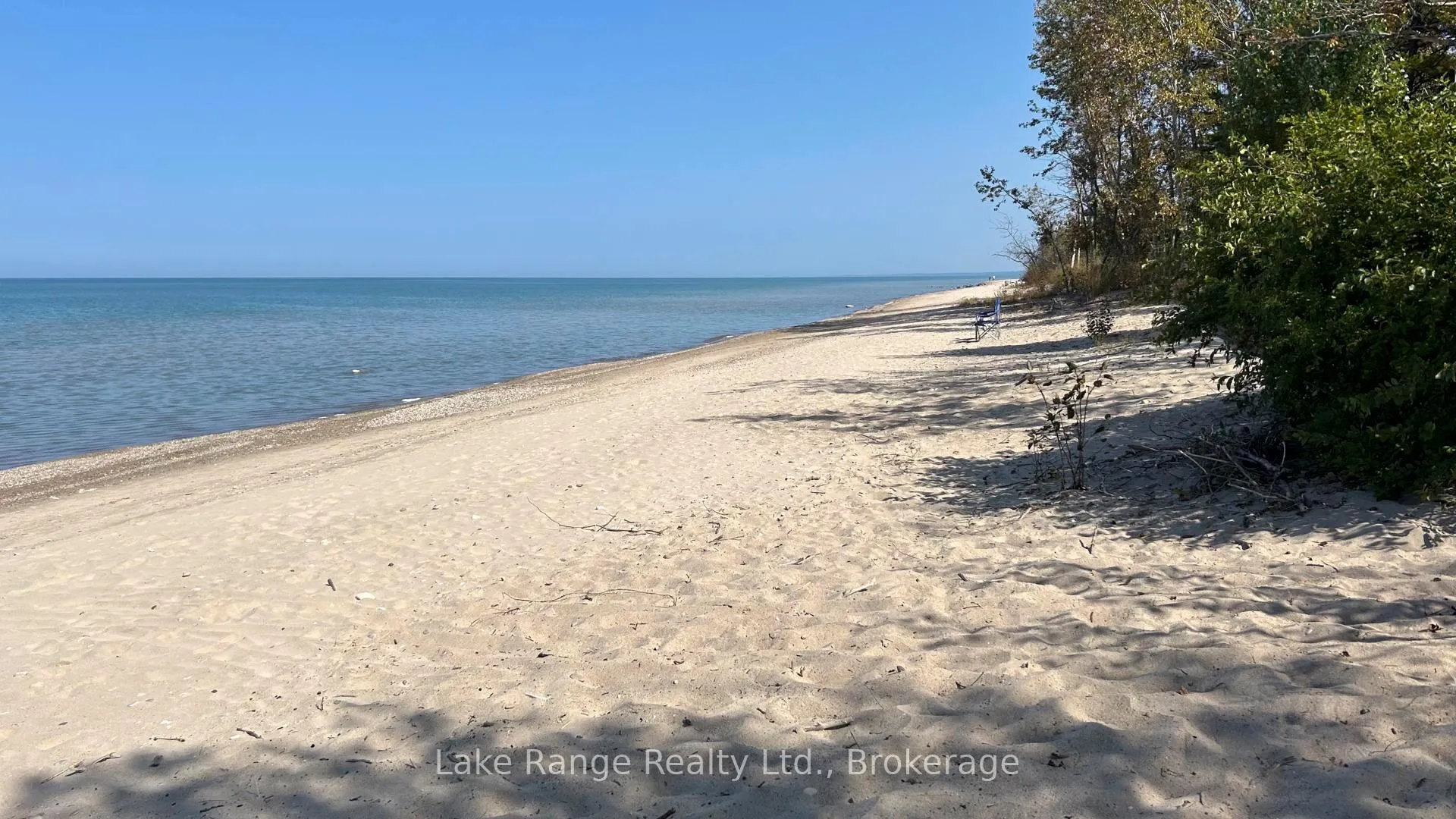 Photo 16 of 137 Bell Drive, Huron-Kinloss — HOMEH