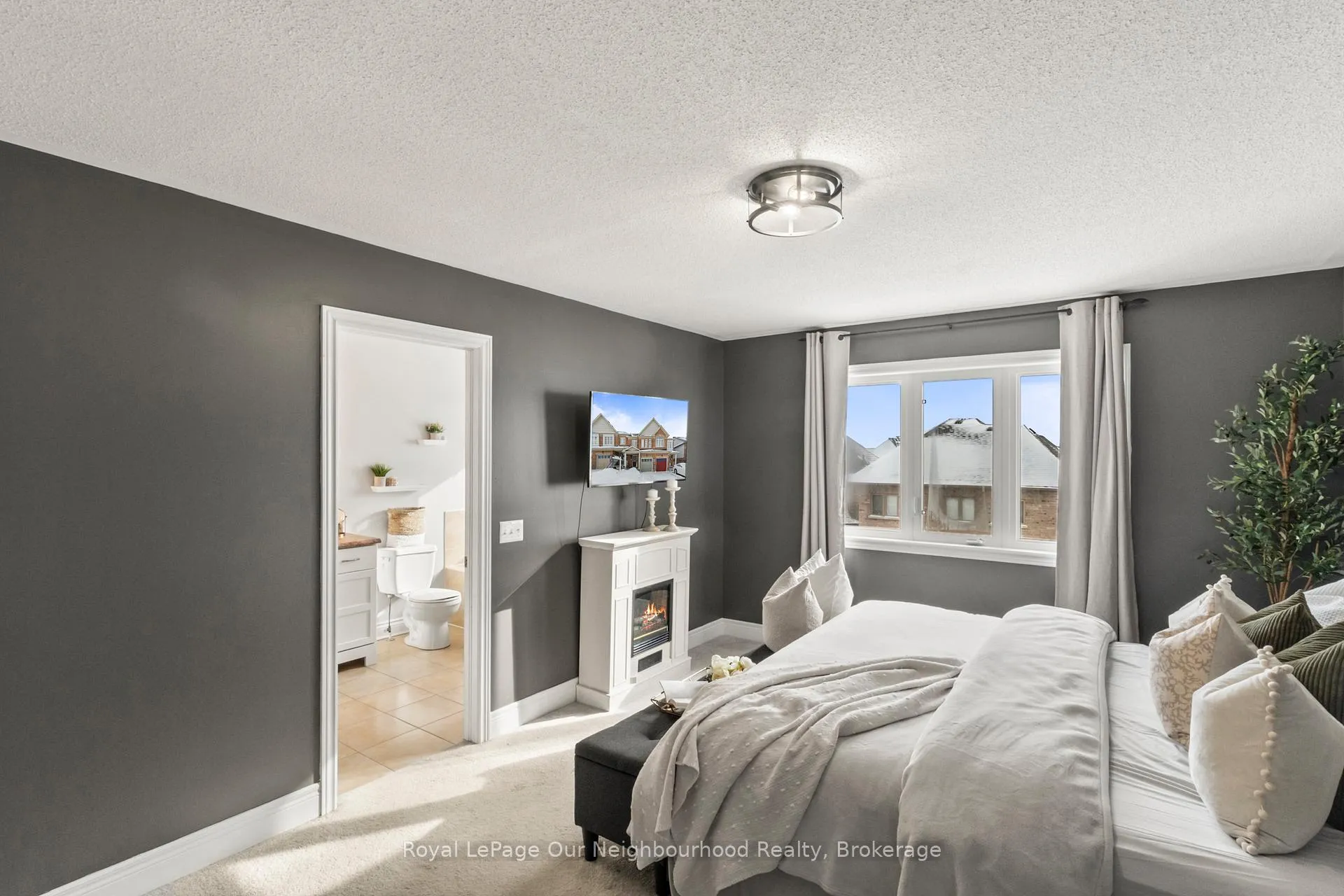 Photo 19 of 53 Kersey Crescent, Clarington, Courtice — HOMEH