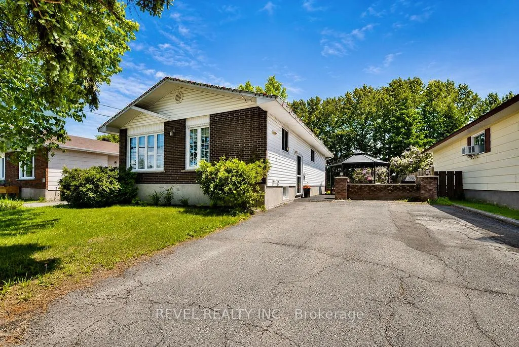 Front of 284 Joseph Street