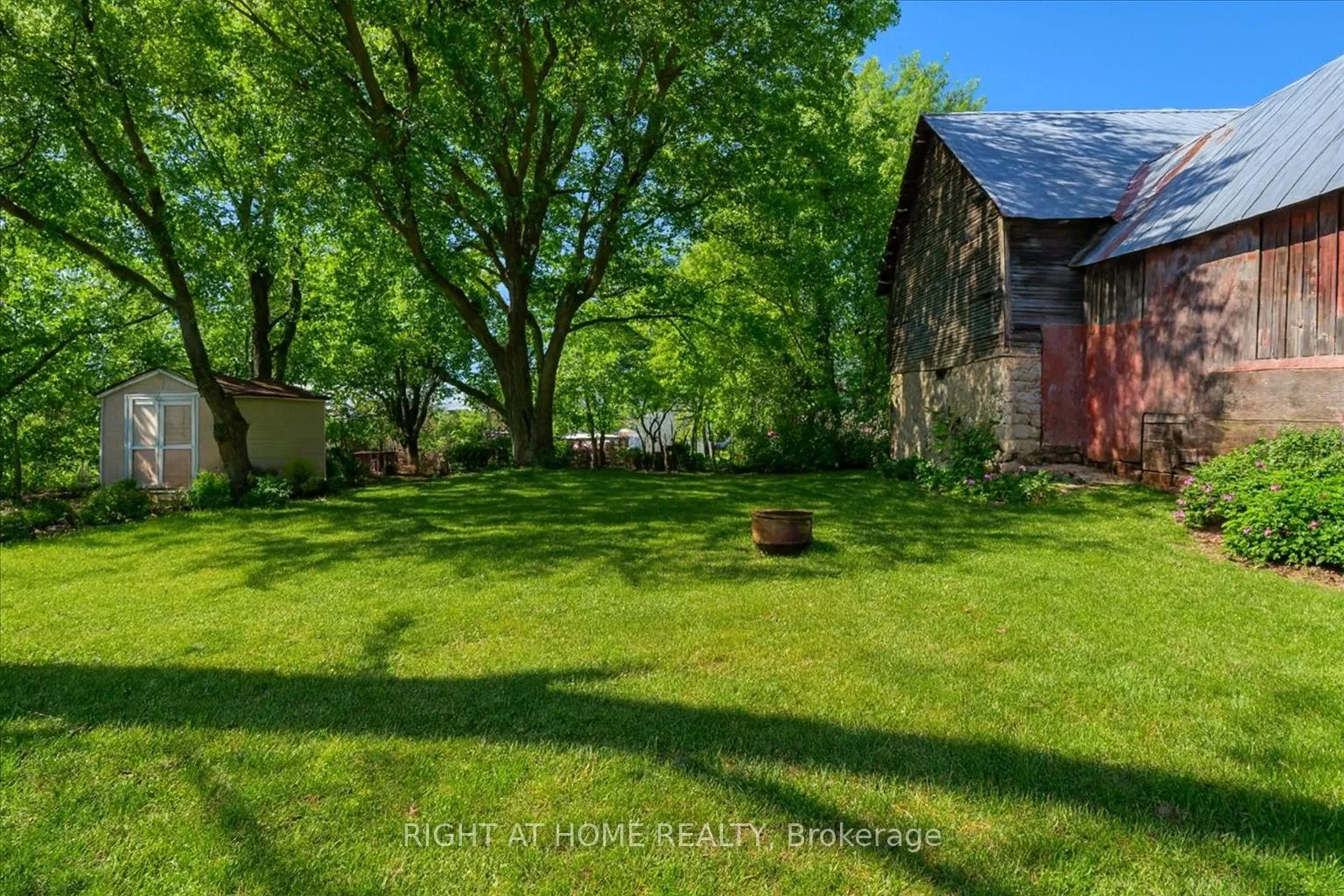 Photo 22 of 467 High Street, Orillia — HOMEH