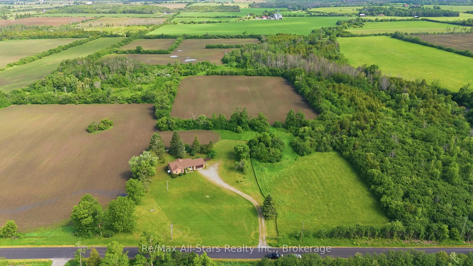 Photo 3 of 1485 Concession Road 14, Brock, Rural Brock — HOMEH