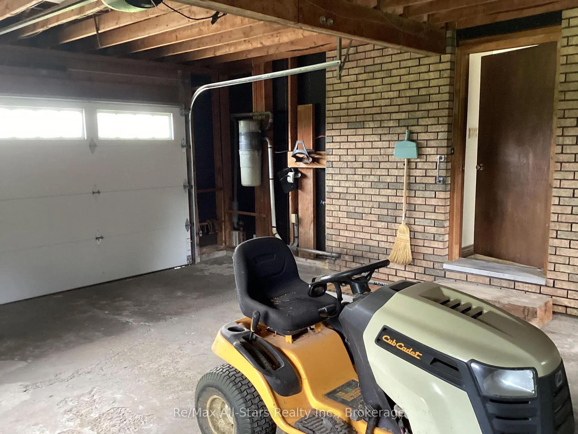 Photo 27 of 1485 Concession Road 14, Brock, Rural Brock — HOMEH