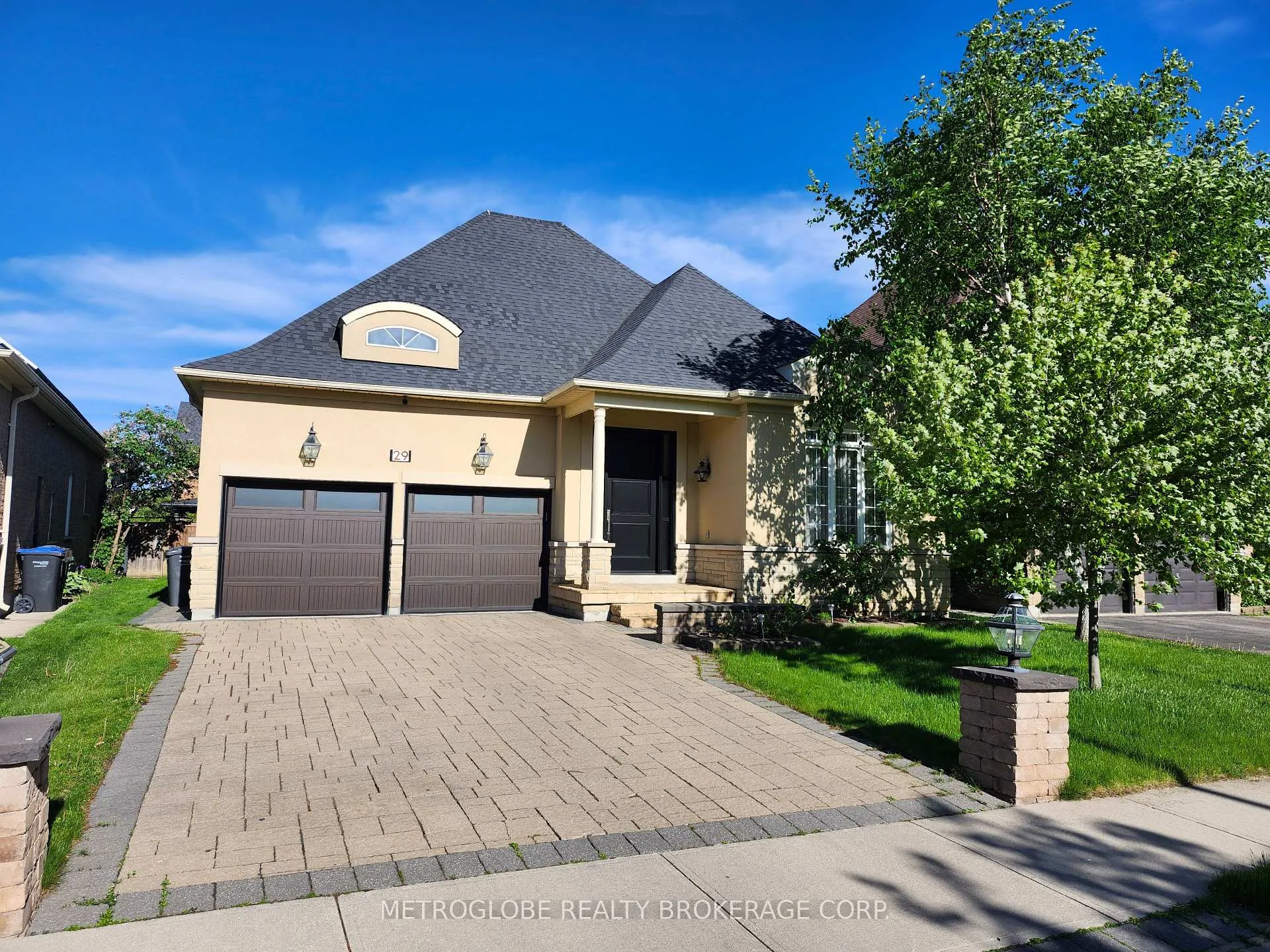 Photo 1 of 29 Fontainebleu Road, Brampton, Vales of Castlemore North — HOMEH