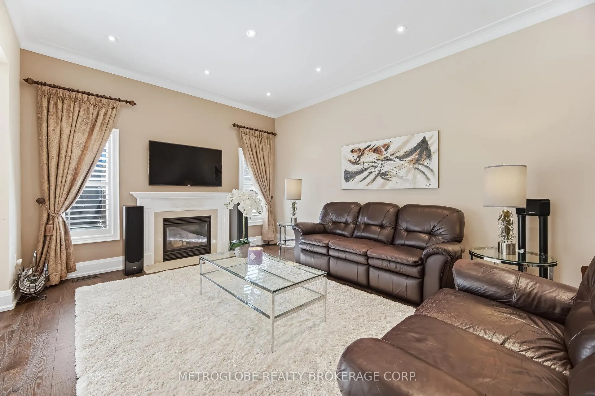 Photo 21 of 29 Fontainebleu Road, Brampton, Vales of Castlemore North — HOMEH